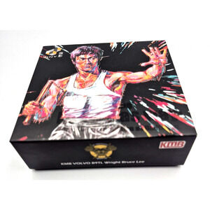 Bruce Lee Tiny KMB Collaboration Volvo B9TL Wright & 80th Anniversary Pin